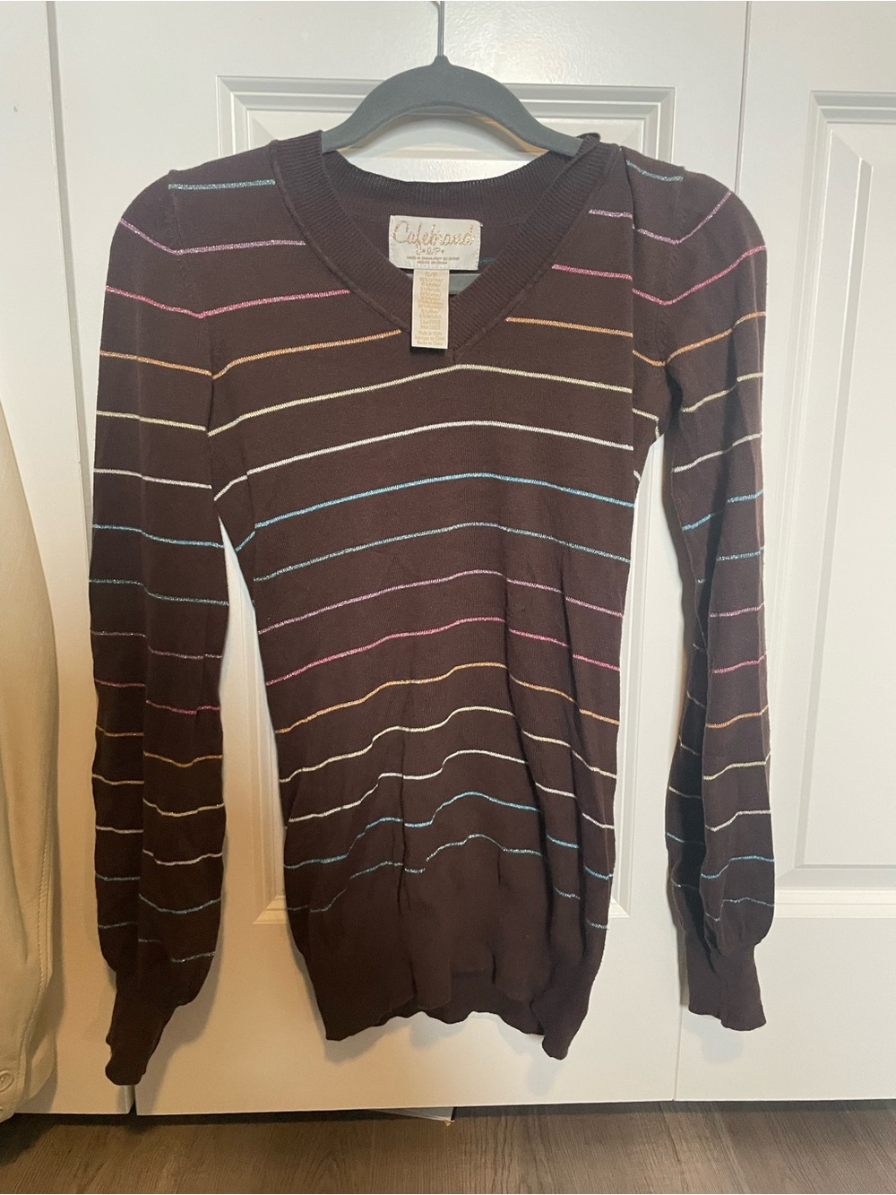 Brown Long-Sleeve V-Neck Striped Sweater Tee